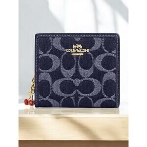 NWT Coach CAA86 Signature Denim Snap Wallet